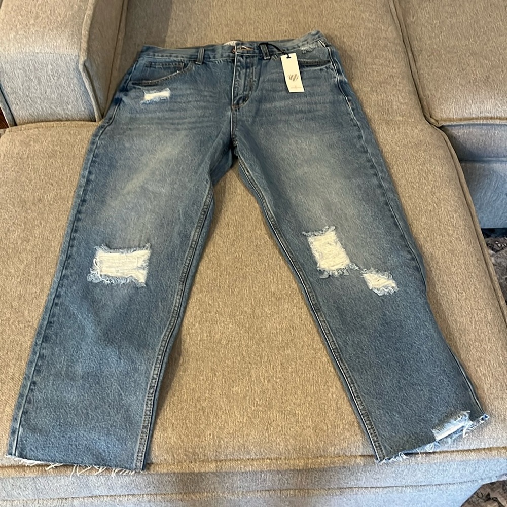 NWT- CLOSETTE CHIC JEANS